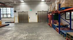 Form Industrial Building (D18), Factory #473989601